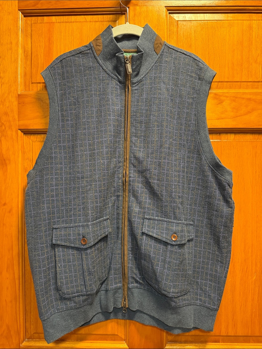Bobby Jones Blue Plaid Zip-Up Men's Vest with Brown Accents